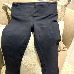 Alo yoga high waisted airbrush capri pants in grey, originally $98